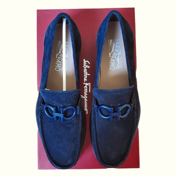 SOLD SALVATORE FERRAGAMO MEN'S ROLO 6 DARK BLUE BUC SUEDE LOAFERS SZ 9 EE - Picture 2 of 8